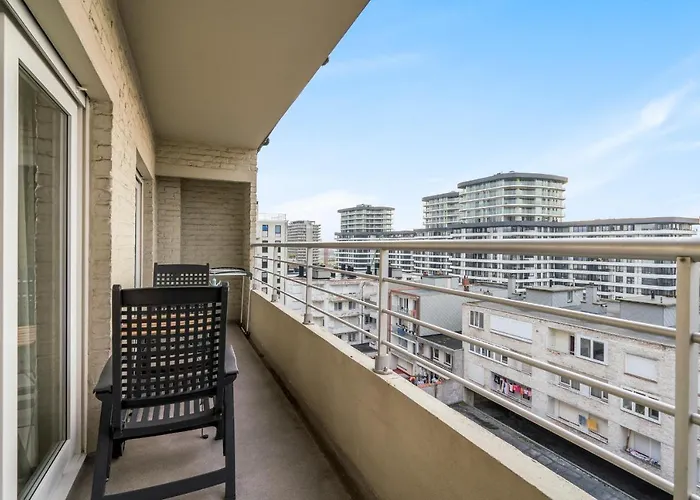 Zonnig Familie App Op Zeedijk Met Zeezicht Voor 6p