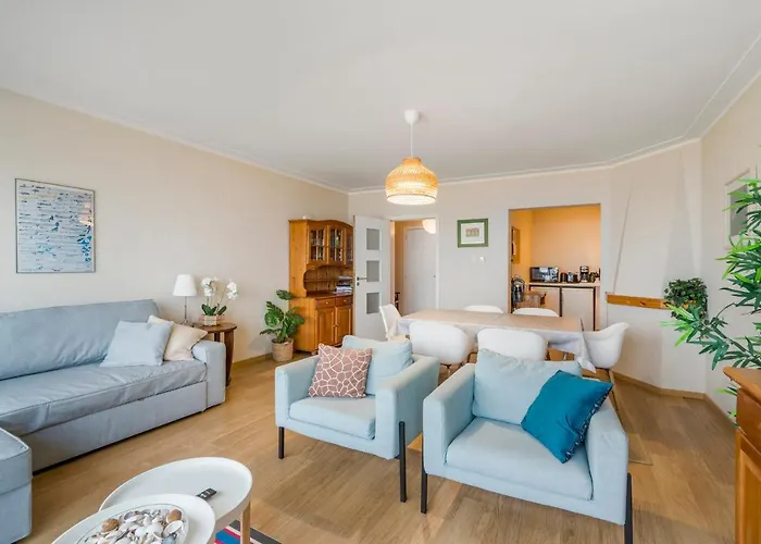 Zonnig Familie App Op Zeedijk Met Zeezicht Voor 6p *